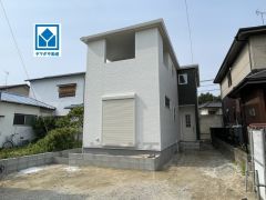 オープンハウス開催中＾＾スーパーやコンビニなども近く周辺環境充実。快適でゆとりのある生活空間で新生活を始めましょう＾＾