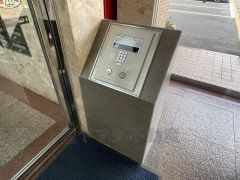 マンションエントランスにはモニター付きオートロック完備。玄関先にはインターホン付きとセキュリティ面も安心です＾＾