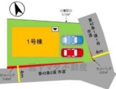 開放感あふる角地住宅 カースペースは2台分確保＾＾ご夫婦で1台ずつ所持されているご家庭も、来客時も安心ですね。 並列で駐車できるのでお車を入れ替える必要もありません＾＾