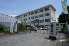 堤小学校