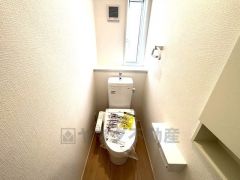ウォシュレット付きトイレです。