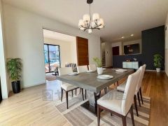 画像はCGによるイメージです。 家族が集まる開放的なリビング。思い思いの時間を過ごしたり食事をしたり、素敵な団らんの場になりますね。