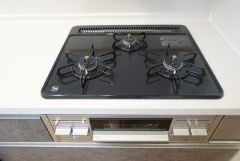 本物件はプロパンガスですが、オプションでオール電化へ変更も可能。ぜひご相談ください＾＾