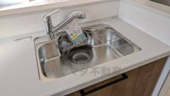 大きなお鍋も楽々洗える幅の広いシンクです＾＾