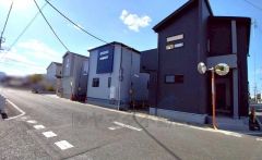 前面道路は北東9.6m公道、北西4.6m公道、位置指定道路 4.0m（新設道路）私道持分あり（106㎡　持分6分の1）