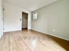 全居室収納付き＾＾お荷物の多い方も安心です＾＾