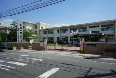 加布里小学校