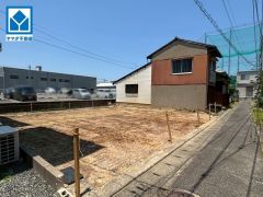 スーパーやコンビニなども近く周辺環境充実。快適でゆとりのある生活空間で新生活を始めましょう＾＾
