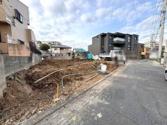 接道状況/1号棟：北東 約2.0m 幅員 約4.7ｍ 公道