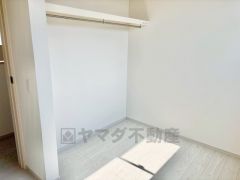 オープンクローゼットはお部屋を広く感じられます＾＾