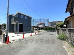 壱岐南小学校まで徒歩約10分。買物や食事に便利。「木の葉モール橋本」まで車約5分（1600ｍ）