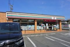 セブンイレブン　福岡野方2丁目店まで徒歩13分