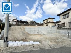 スーパーやコンビニなども近く周辺環境充実。快適でゆとりのある生活空間で新生活を始めましょう＾＾