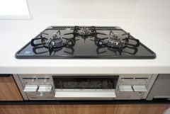 3口コンロなので、効率よくお料理が楽しめます。毎日のお料理も楽しくなりますね＾＾