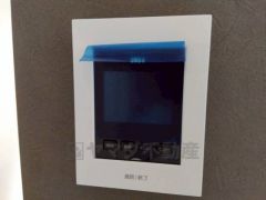 防犯性、セキュリティ対策に安心できるテレビモニター付きインターフォンです。セールスマン対策にもなり安心できます。