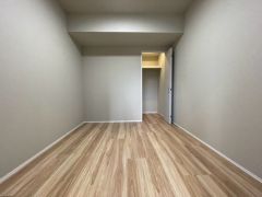 ウォークインクローゼットがついた使いやすい洋室です。すっきりと整理整頓できるので気持ちよくすごせます＾＾