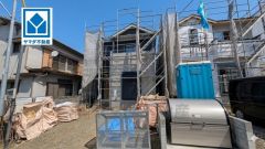 小学校が徒歩5分以内。通学の負担が少なく、お子様も安心して通える環境