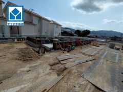 オール電化住宅。バス停徒歩4分。スーパー・コンビニ・ドラッグストア徒歩10分圏内。お問い合わせお待ちしております＾＾