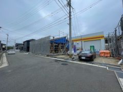 前面道路。