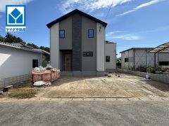 11月完成予定の新築戸建　完成前でもお気軽にお問い合わせください＾＾