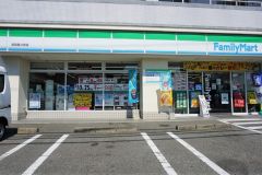 ファミリーマート　福岡星の原
