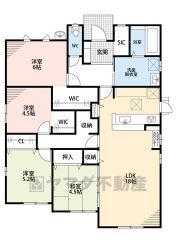 上下の移動がなく生活動線が効率的な平屋＾＾ リビングと隣接する和室を合わせると22．5帖の広々空間。 パントリーやWIC、SICなど収納豊富＾＾