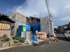 物件から約1ｋｍで202号線に出れます＾＾ 202号線沿いには商業施設が多数＾＾充実しています＾＾