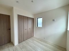 住む人のこだわりを活かす洋室＾＾クローゼットもあり荷物もすっきり片付けられ、ゆとりのある暮らしが出来ます＾＾