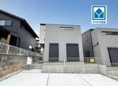 最新の設備で気持ちの良い新生活を送りませんか。お気に入りの家具とインテリアで素敵な部屋を作りましょう。