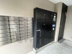 不在時でも荷物が受け取れる宅配ボックス完備。共働きの家庭や外出の多い方に便利。お子様の留守番中も安心ですね＾＾