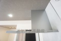 コンロ上には換気扇完備＾＾