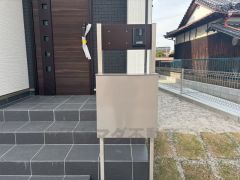スタイリッシュな郵便ポスト＾＾