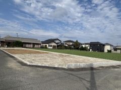 全面道路：西約5.5ｍ公道　南約5.3ｍ公道