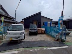 駐車スペース3台分（大きさによる）