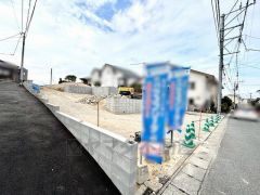 前面道路約4.4ｍ。周辺環境充実。小学校・スーパー・郵便局徒歩10分圏内＾＾