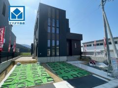 地球に優しいオール電化住宅でエコな暮らしを＾＾駐車もらくらくのゆとりある敷地面積50坪以上＾＾