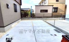 全棟カースペースは2台分確保