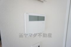 おいだき機能つきなのでお風呂に入る時間が異なるご家庭には嬉しいですね。ボタン一つで快適で便利な生活が＾＾