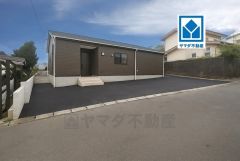閑静な住宅街＾＾敷地面積約80坪＾＾