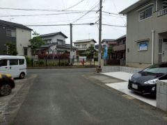 前面道路。