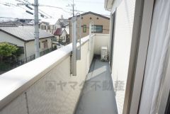 陽当たり良好＾＾2部屋から行き来できるバルコニー＾＾