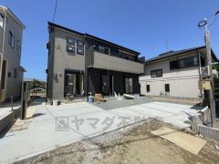 オール電化住宅。駐車スペース2台。お気軽にお問い合わせください＾＾