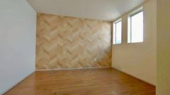 アクセントクロスがマッチしていて飽きのこないデザインです＾＾ 大容量のウォークインクローゼット付きのお部屋なので季節ごとのお洋服全てを収納できるので、衣替えも楽になりますね＾＾