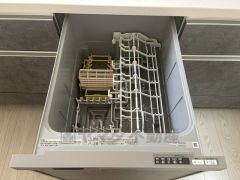 炊事時間を大幅に短縮できる食器洗浄乾燥機付き＾＾