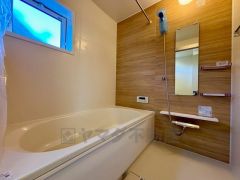 1日の疲れを癒すくつろぎのバスルーム。