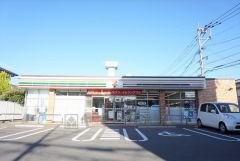 セブンイレブン　福岡福重5丁目店まで徒歩5分