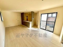 16帖の導線まで考えられたデザインのリビングです。