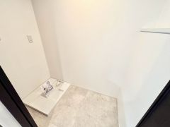 室内洗濯機置き場。