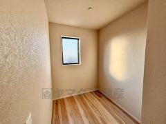 寝室にはテレワークルーム付き＾＾