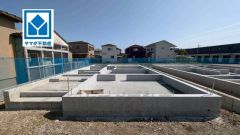 1号棟。落ち着いた住宅地内で快適な生活を実現してみませんか。周辺の買い物施設等が充実しており生活環境が整っています。